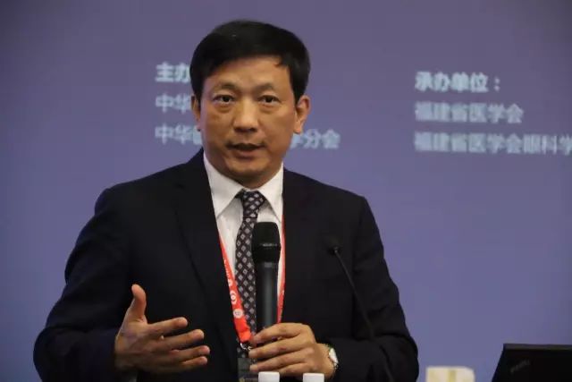 9月15日下午，在 22次全国眼科学术大会上，中国眼科医师“明日之星”计划在福州海峡环球会展中心正式启动，数 名中外眼科专家在现场及通过视频直播共同见证。4.jpg