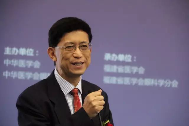 9月15日下午，在 22次全国眼科学术大会上，中国眼科医师“明日之星”计划在福州海峡环球会展中心正式启动，数 名中外眼科专家在现场及通过视频直播共同见证。5.jpg