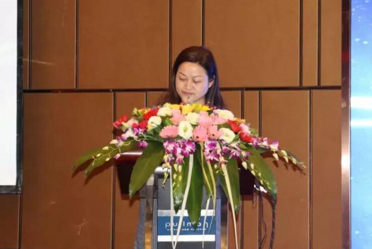 10月21日，由厦门大学附属厦门眼科中心主办的 五届福建省斜视弱视及儿童眼病防治学习班在厦门如期举行。来自全国各地200多名眼科专家同行出席了学习班，并围绕斜视、弱视及儿童眼病的基础与临床研究展开交流和探讨。.jpg