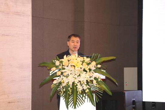 深圳市眼科医院主任医师张国明主任为眼科界同仁进行了精彩的案 分享.jpg