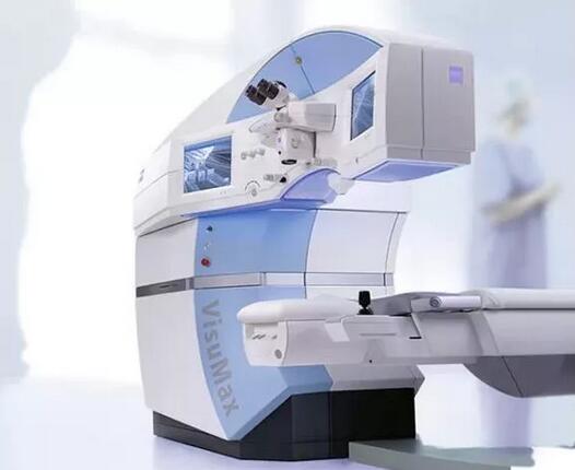 全飞秒激光手术：它源于德国，基于飞秒再一*次全面升 ，拥有准分子、飞秒的所有优势，并实现“无刀、无瓣，一生轻松”。极为适合征兵入伍、运动员、艺术生、公务员、高考生等对于术后运动要求高的群体。1.jpg