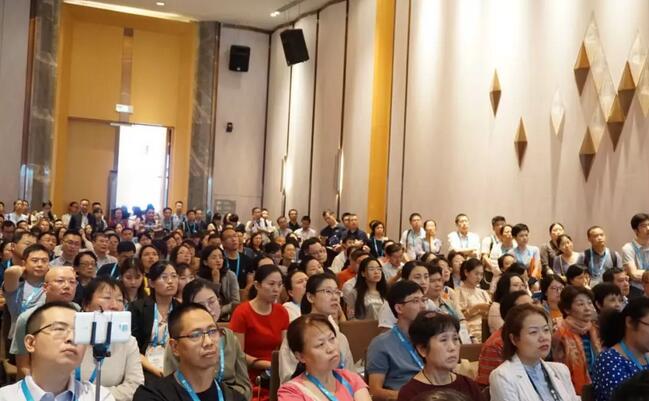 为光明中国护航，向70华诞献礼——华厦之光闪耀2019全国眼科年会9.jpg