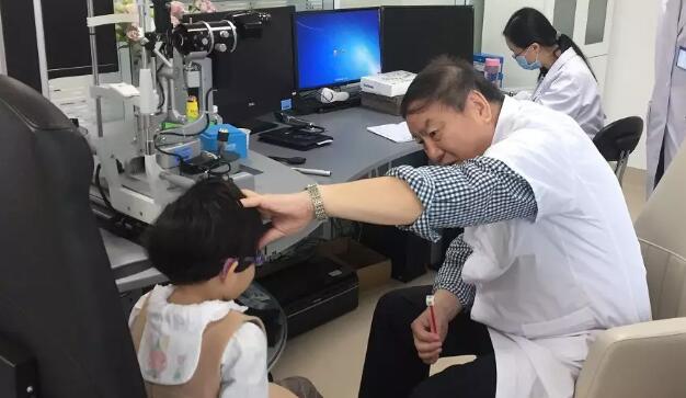 厦门眼科中心专家提醒，切莫错过寒假调整孩子视力的黄金期3.jpg
