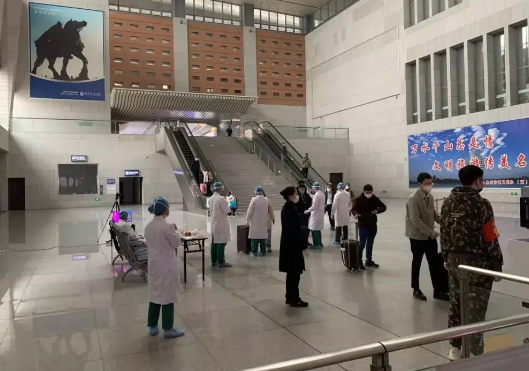 无论战场在哪里，我们都将全力以赴——华厦眼科凝聚力量坚决阻断病毒传播11.png
