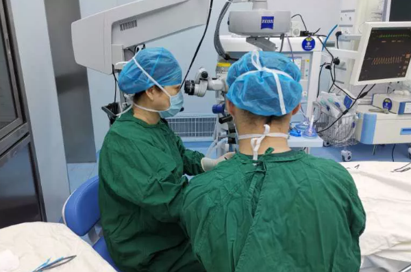 以初心致匠心——厦门眼科中心斜视与小儿眼科潘美华教授以匠心呵护患者的眼健康1.png