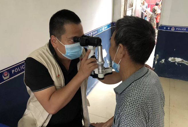 6.6爱眼日期间莆田眼科医院携手”莆田市红十字会开展“关爱老年人,关注眼健康”公益活动2.png