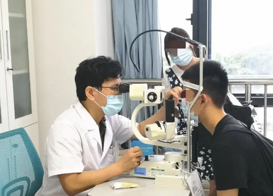 脱颖而出！厦门大学附属厦门眼科中心林志荣博士喜获2020年福建省杰出青年科学基金3.png