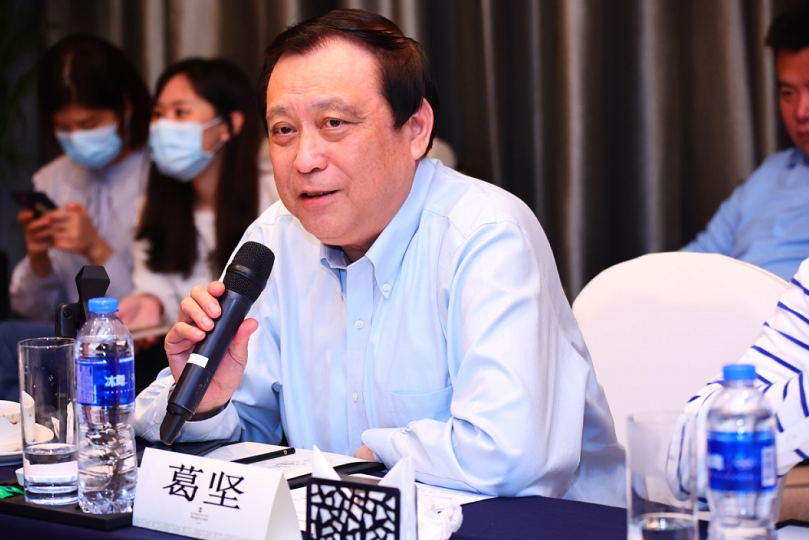 牢固根基，笃行致远！华厦眼科医院集团召开发展战略研讨会8.png