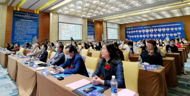 粤港澳大湾区2021年眼科诊疗技术新进展研讨会暨华厦眼科高峰论坛圆满落幕，两岸三地学者互学互动，共建健康湾区！2.png