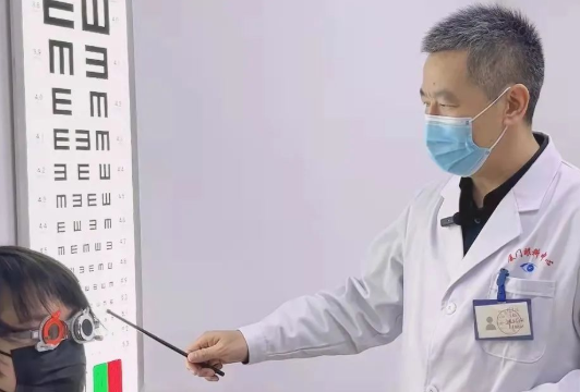 厦门眼科中心又引进了一位出名屈光近视手术医生：刘才远 教授4.png