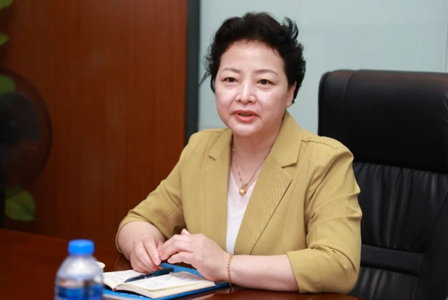 点滴爱心，点亮光明!中国华侨公益基金会领导莅临华厦眼科调研指导6.png